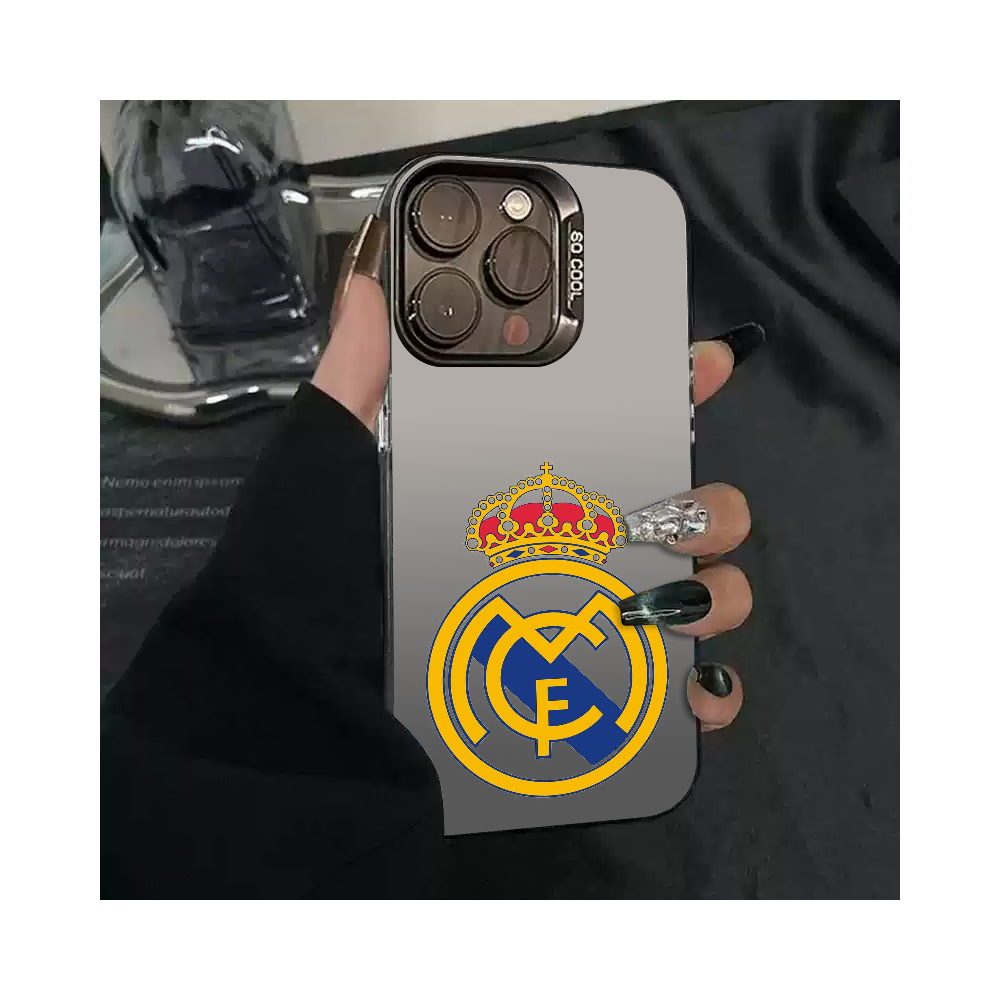 Coque iPhone 14 Real Madrid : Affichez votre passion pour le football !