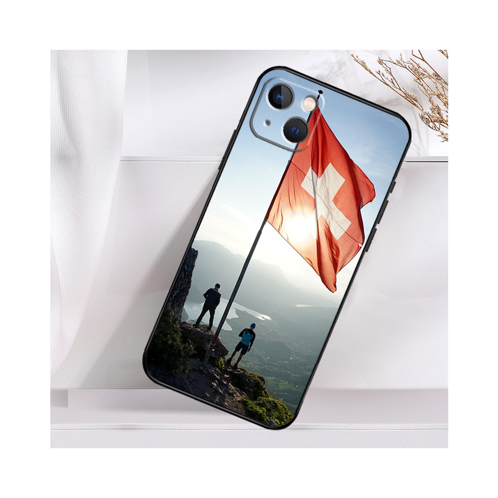 Coque iPhone 15 Pro Suisse : Aventure en Montagne