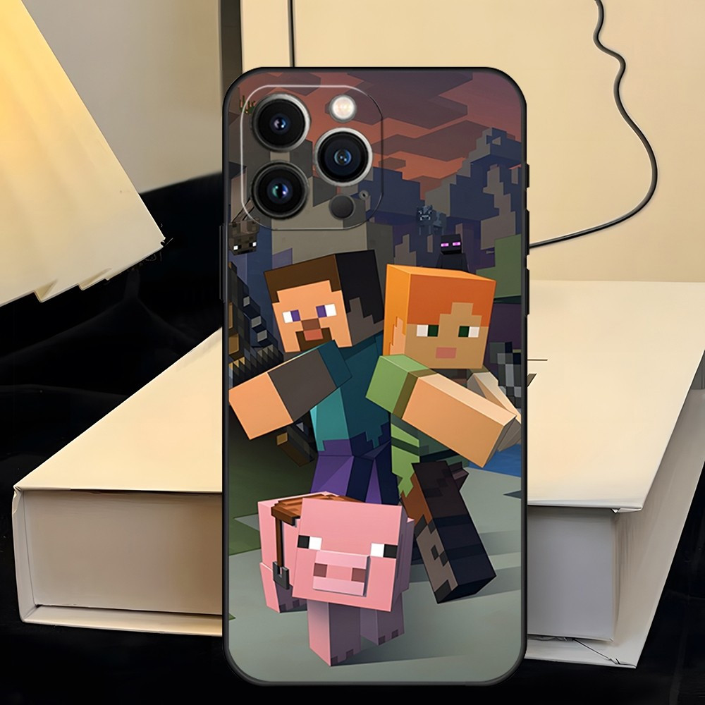 Coque iPhone 15 Pro Minecraft Steve, Alex et Cochon - Design Exclusif