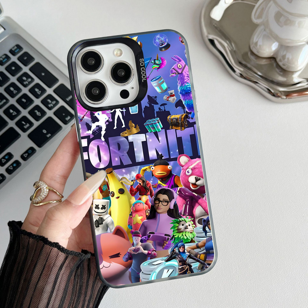 Coque iPhone 16 Pro Fortnite - Collection Personnages et Objets Emblématiques